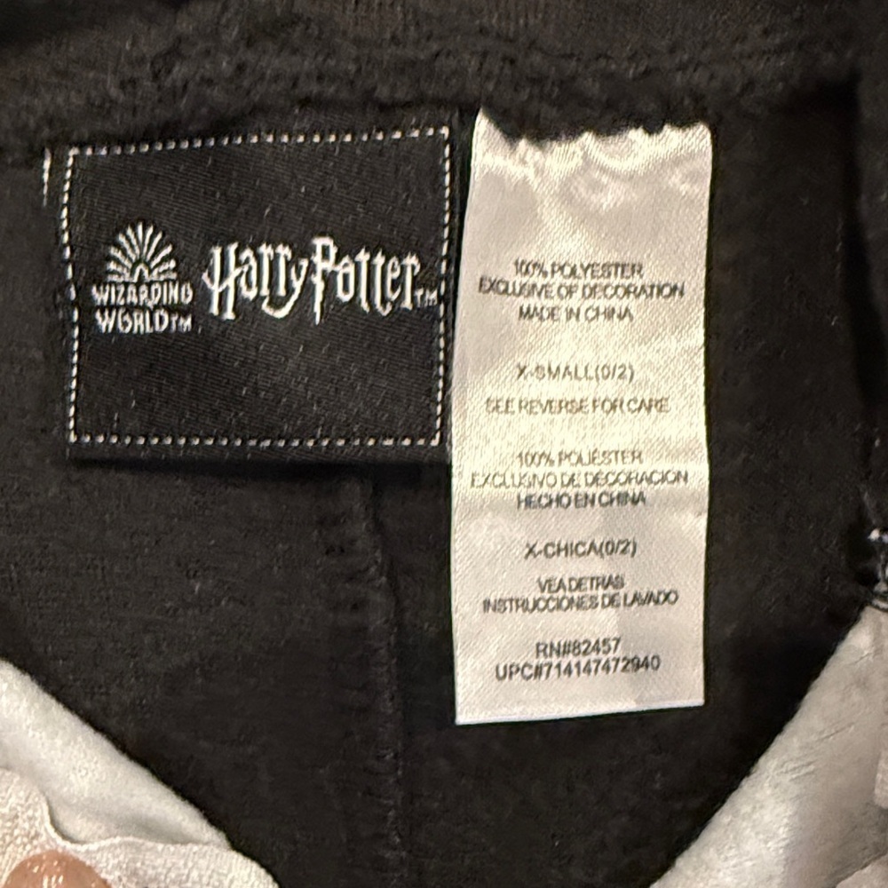 NWOT Harry Potter Black Hooded Onesie with Red Accents - Picture 15 of 15